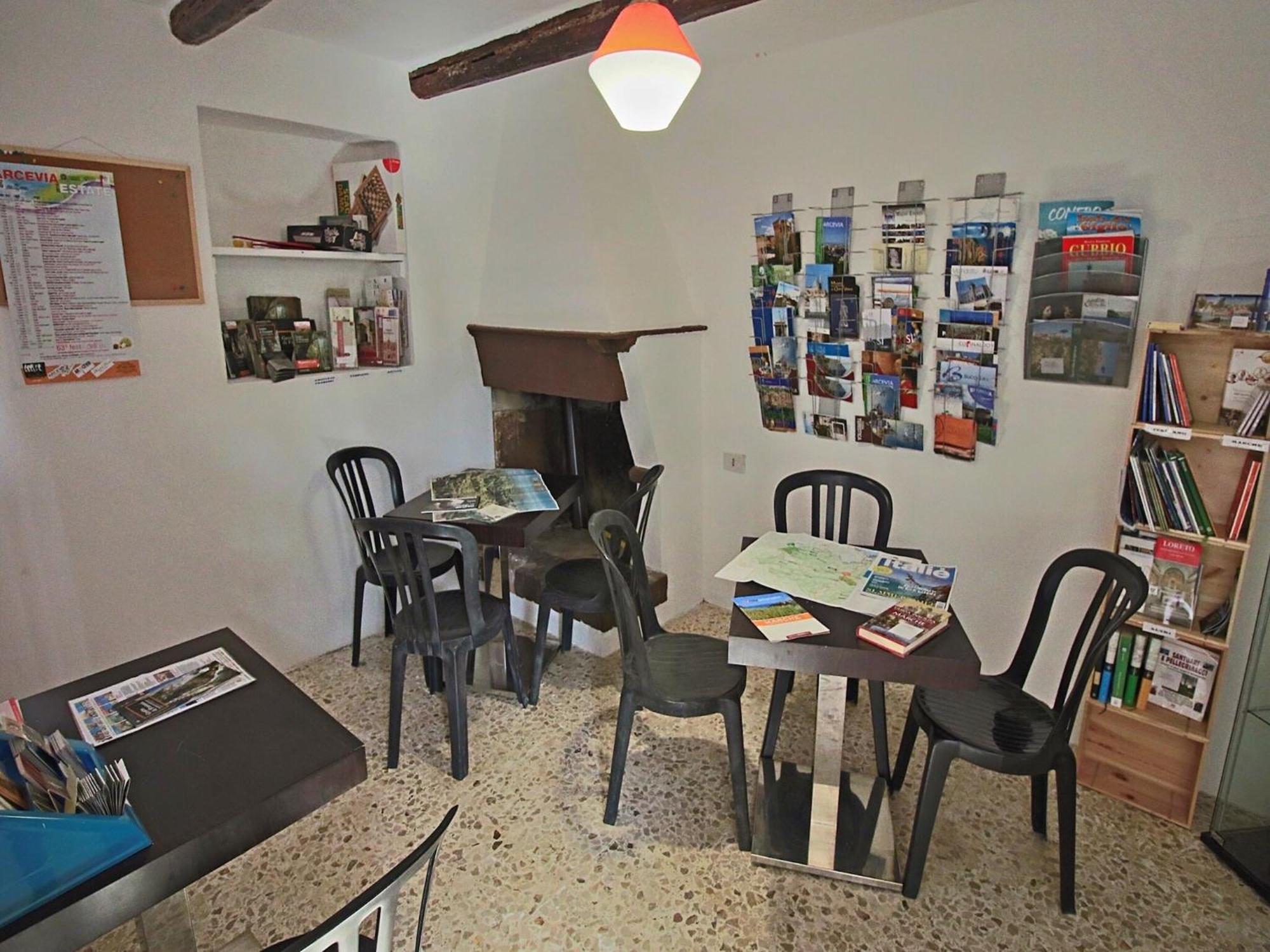 Nice Flat In Arcevia With Swimming Pool Εξωτερικό φωτογραφία