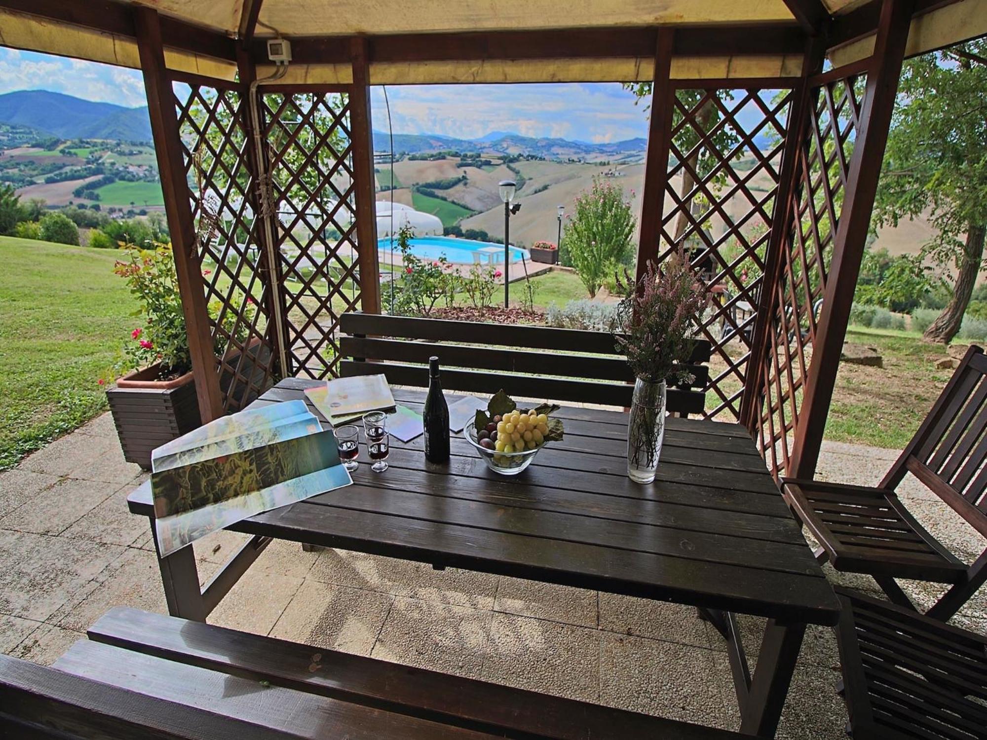 Nice Flat In Arcevia With Swimming Pool Εξωτερικό φωτογραφία