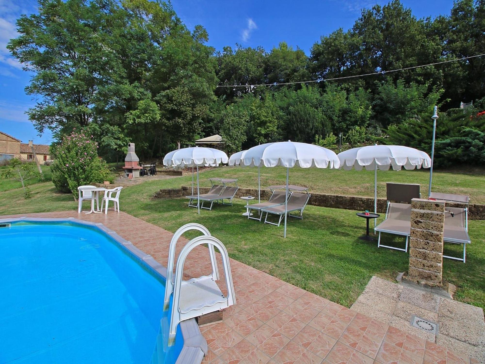 Nice Flat In Arcevia With Swimming Pool Εξωτερικό φωτογραφία
