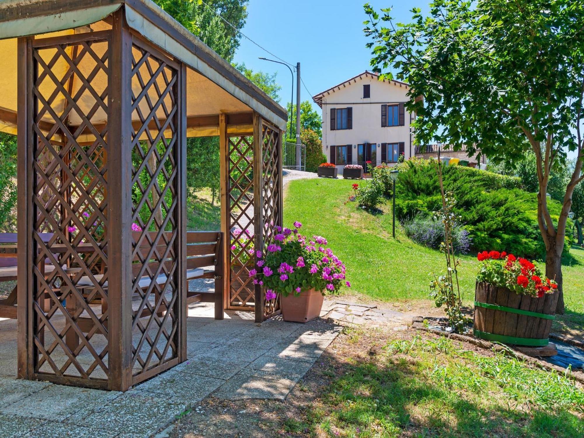 Nice Flat In Arcevia With Swimming Pool Εξωτερικό φωτογραφία