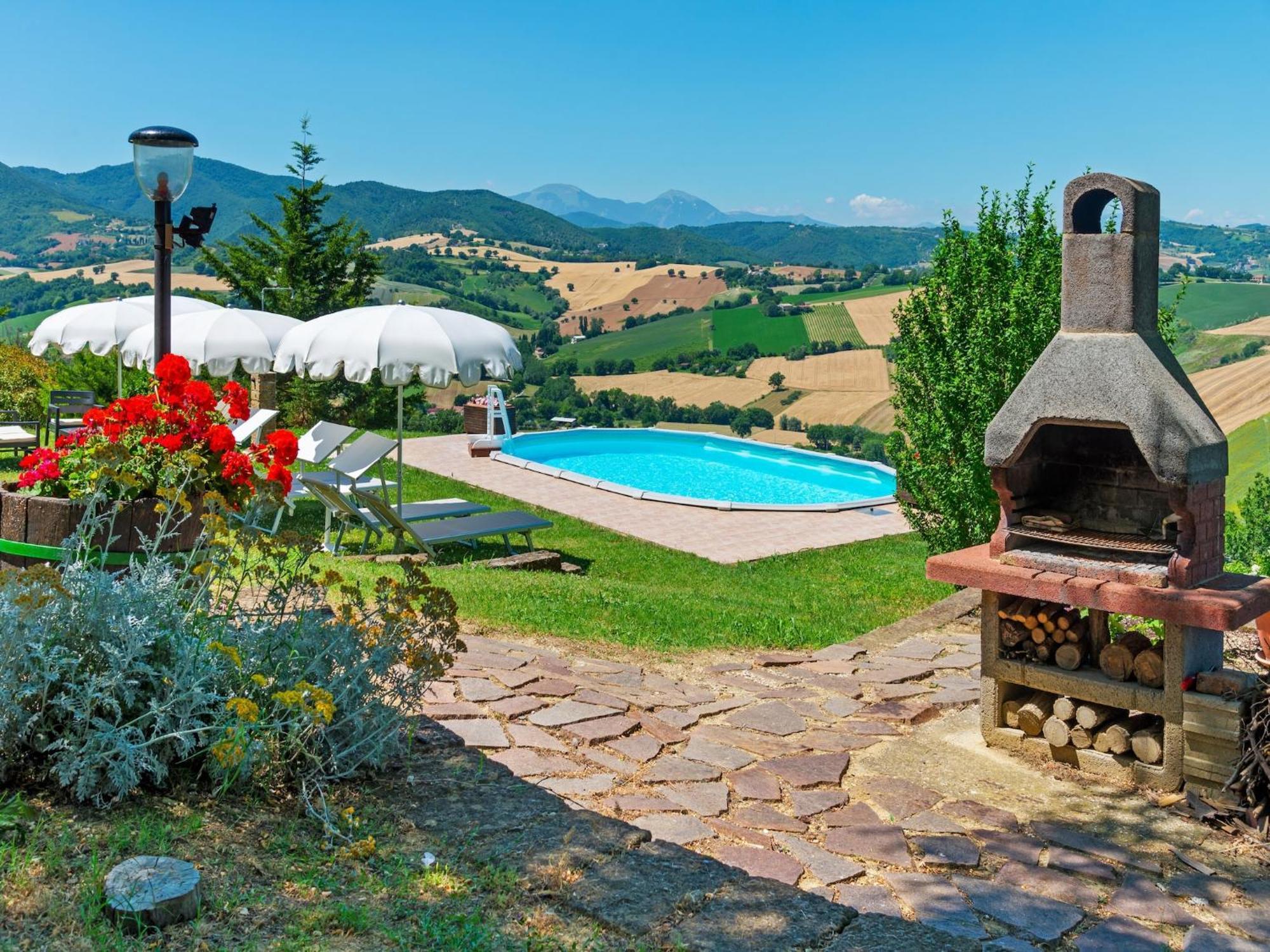 Nice Flat In Arcevia With Swimming Pool Εξωτερικό φωτογραφία